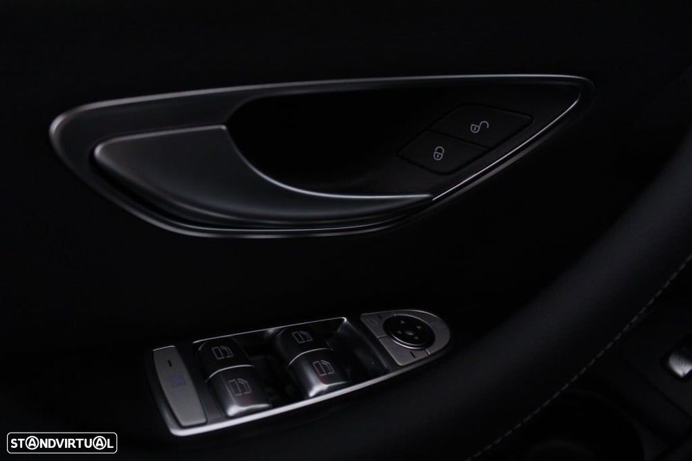 Mercedes-Benz E 300 de Avantgarde - 20