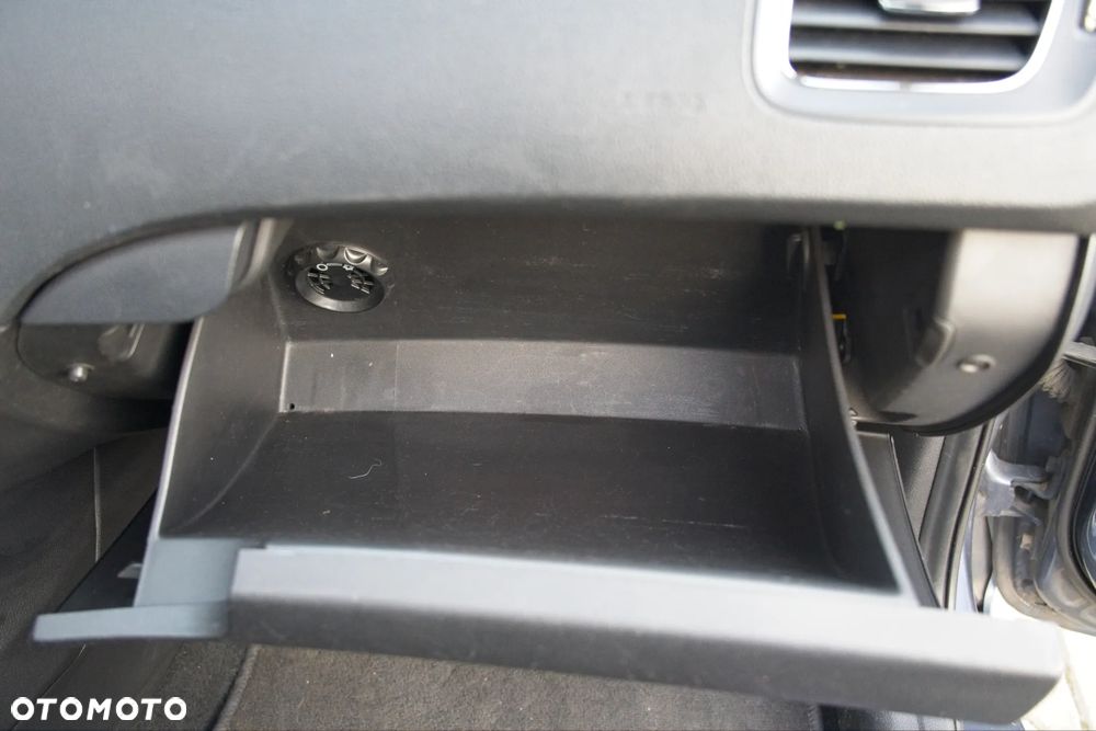 Kia Ceed 1.6 CRDi XL - 30