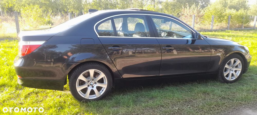 BMW 5 Series 2004 photo 5