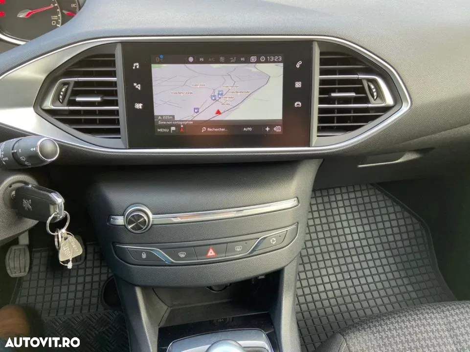Peugeot 308 - 32