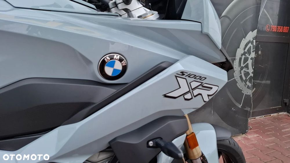 BMW S - 13