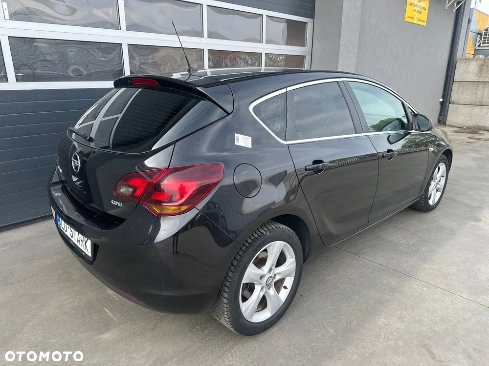 Opel Astra - 9