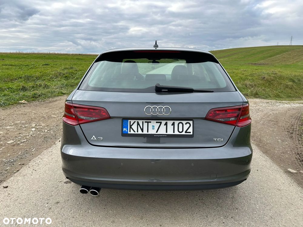 Audi A3 Sportback 2.0 TDI S tronic - 8