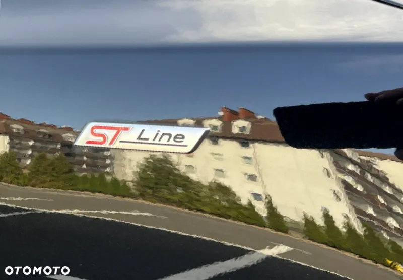 Ford Focus Turnier 1.5 EcoBoost Start-Stopp-System ST-LINE - 19