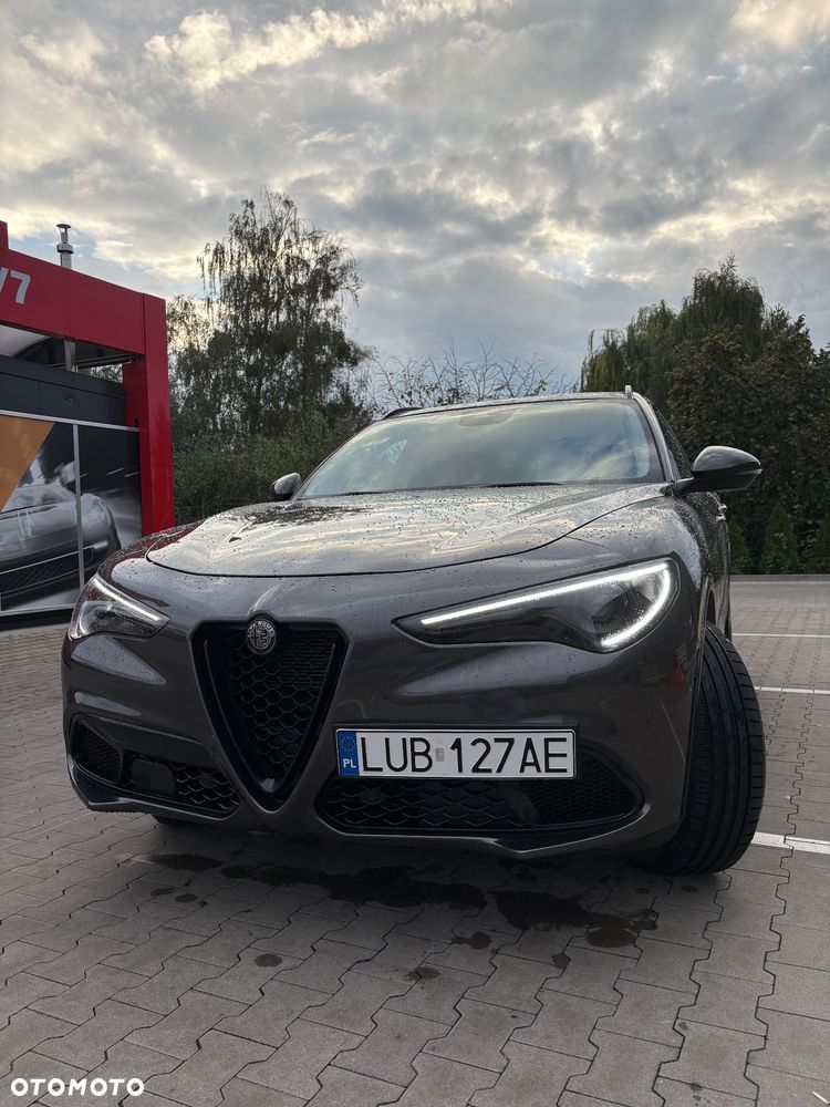 Alfa Romeo Stelvio 2.0 Turbo TI Q4 - 5