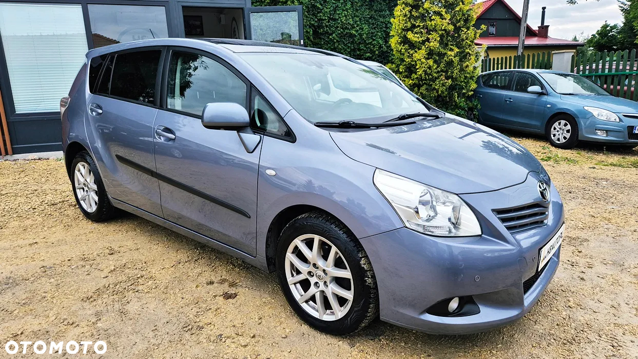 Toyota Verso 1.8 Premium EU5 7os - 6