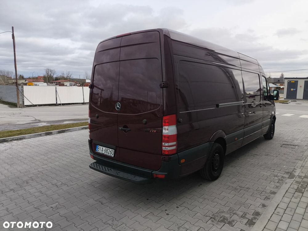Mercedes-Benz Sprinter - 7