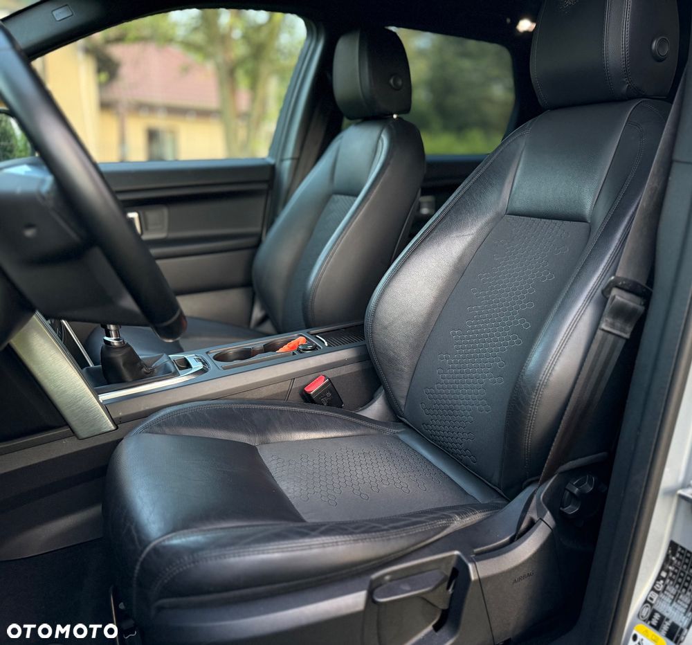 Land Rover Discovery Sport - 10