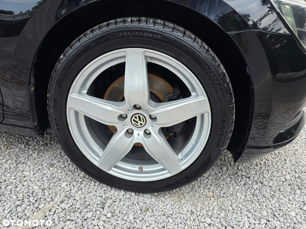 Volkswagen Passat 2.0 TDI (BlueMotion Technology) Comfortline - 24