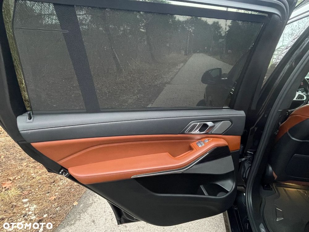 BMW X7 - 20