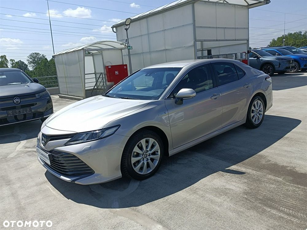 Toyota Camry 2.5 Hybrid Comfort CVT - 1
