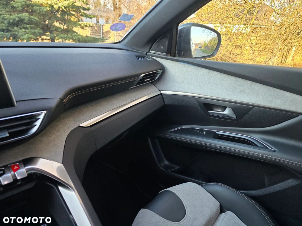 Peugeot 3008 1.6 PureTech Hybrid4 PHEV GT S&S EAT8 - 31