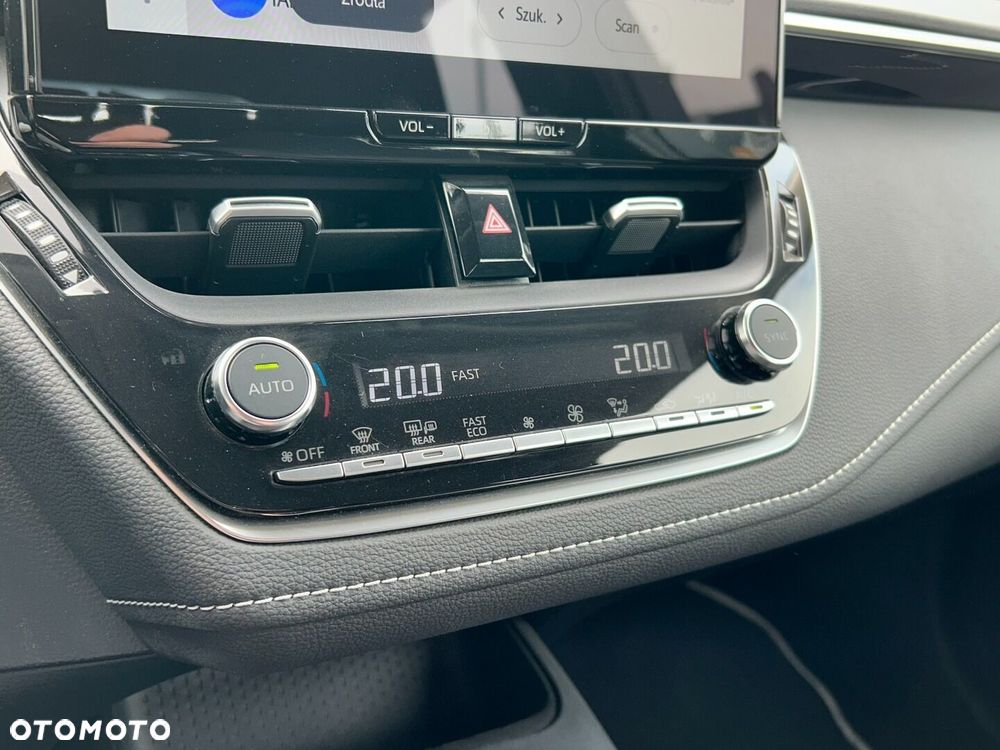 Toyota Corolla 1.8 Hybrid Comfort - 18