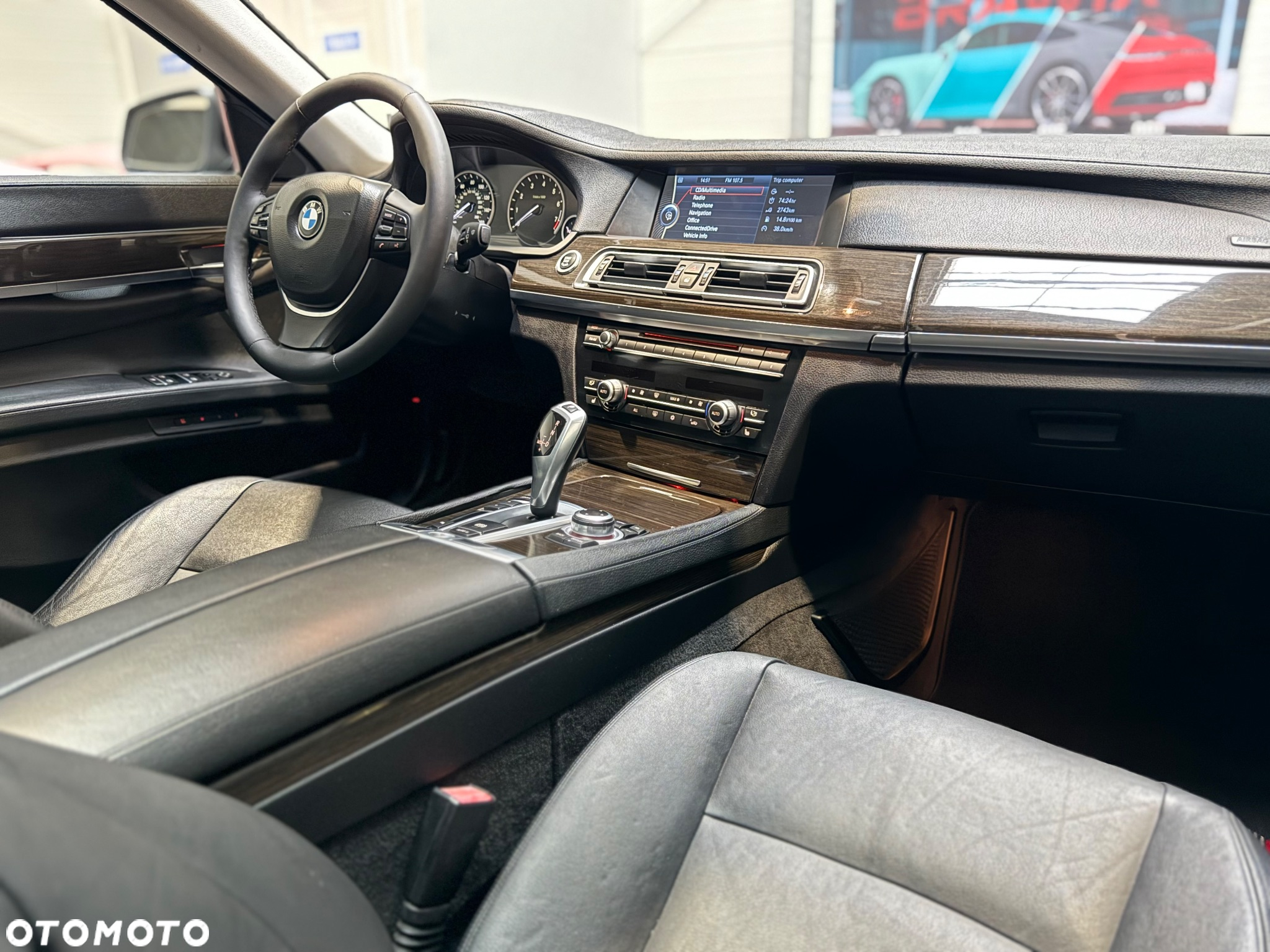 BMW Seria 7 740Li - 8