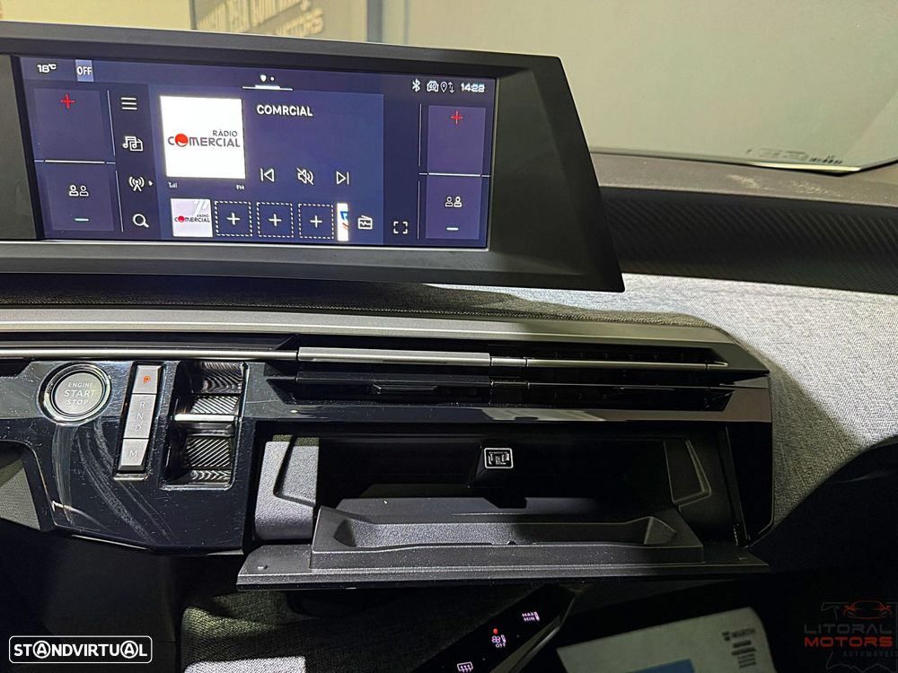 Peugeot 3008 1.2 Hybrid Allure e-DCS6 - 28