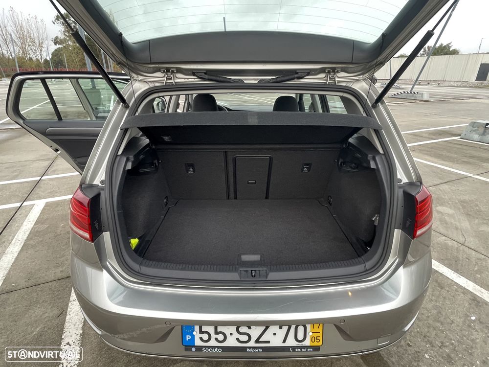 VW Golf 1.6 TDI Confortline - 39