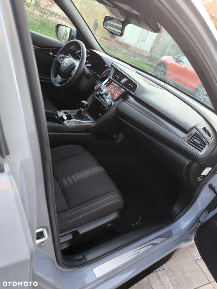 Honda Civic 1.5 i-VTEC Turbo Sport Plus - 25