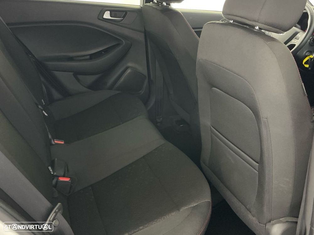 Hyundai i20 1.0 T-GDI Style DCT - 24