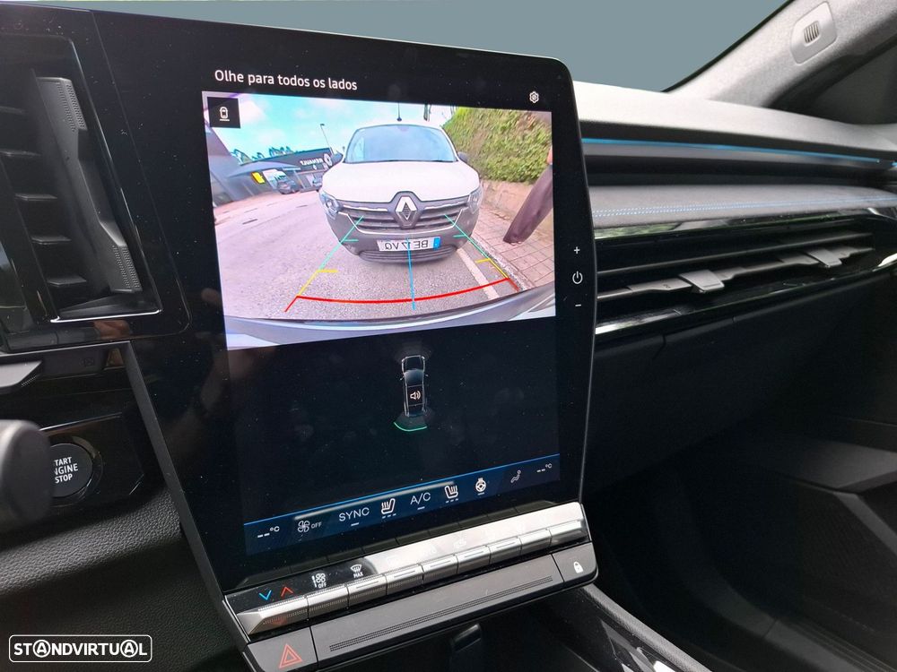 Renault Austral 1.2 E-Tech Iconic Espirit - 26