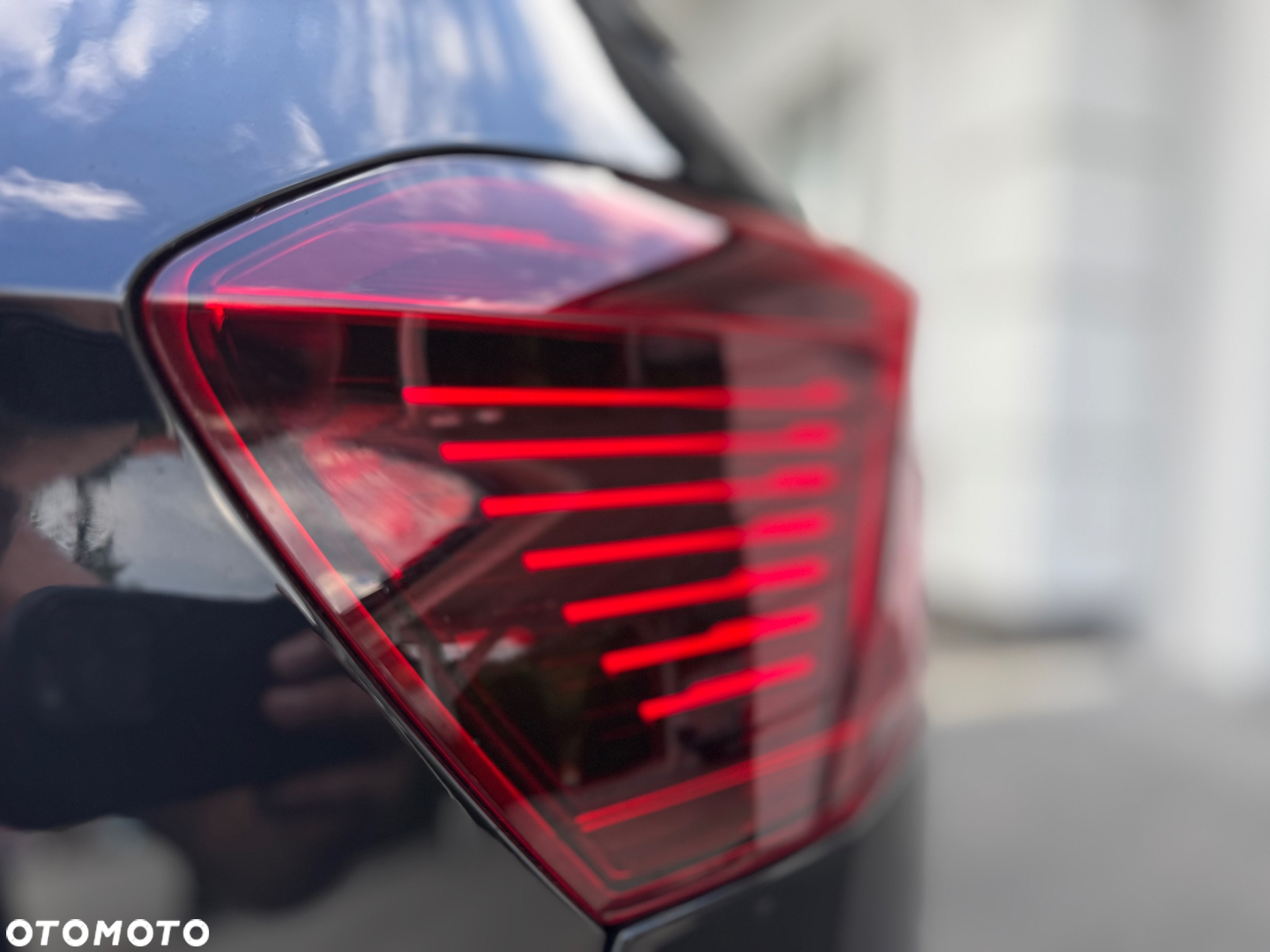 Volkswagen Passat Variant 2.0 TDI SCR DSG 4Motion Elegance - 35