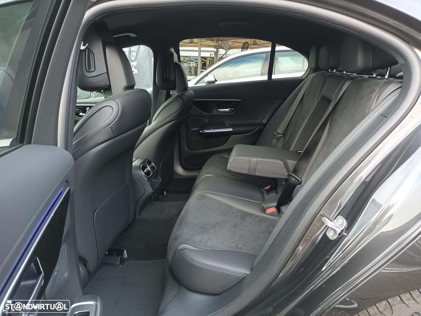 Mercedes-Benz C 300 de AMG Line - 11