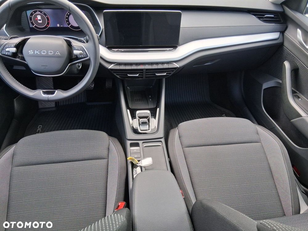 Skoda Octavia 1.5 TSI mHEV Selection DSG - 14