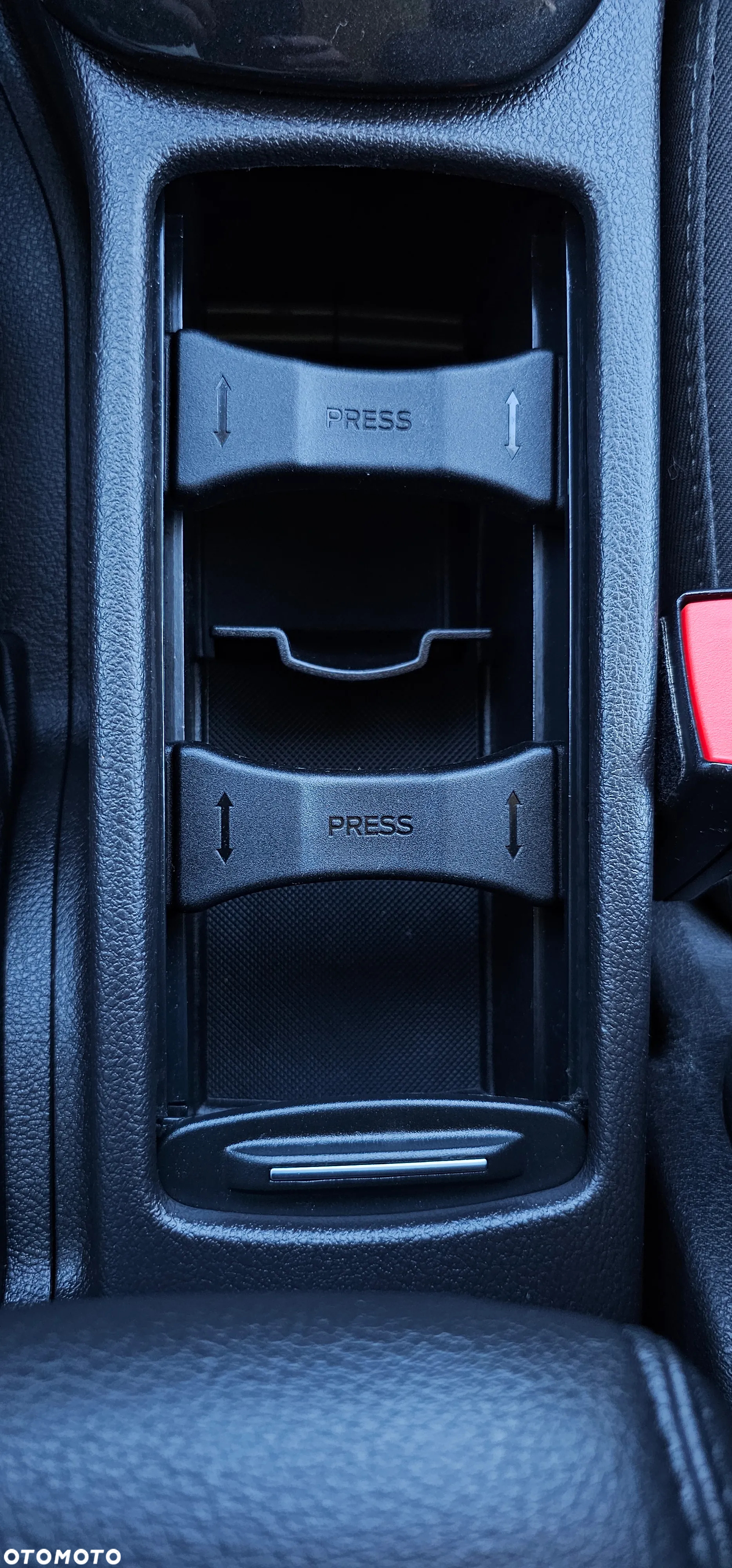 Ford Focus 1.0 EcoBoost Titanium X - 17