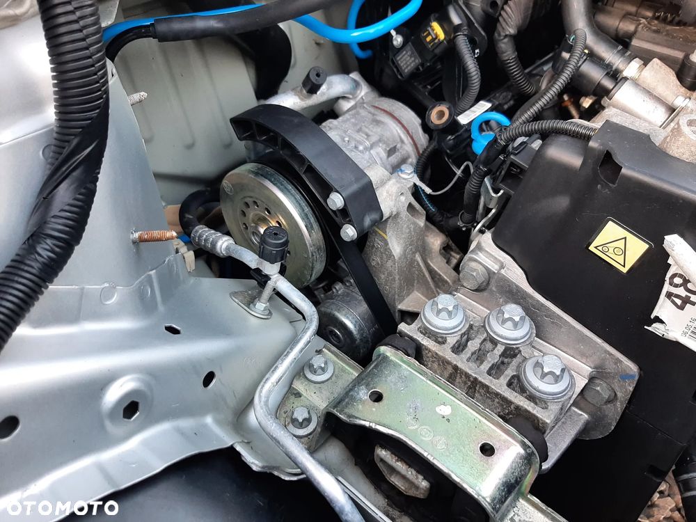 Fiat Punto Evo 1.2 8V Young II - 33