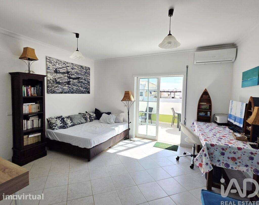 Apartamento T1 em Santa Luzia - Grande imagem: 4/28