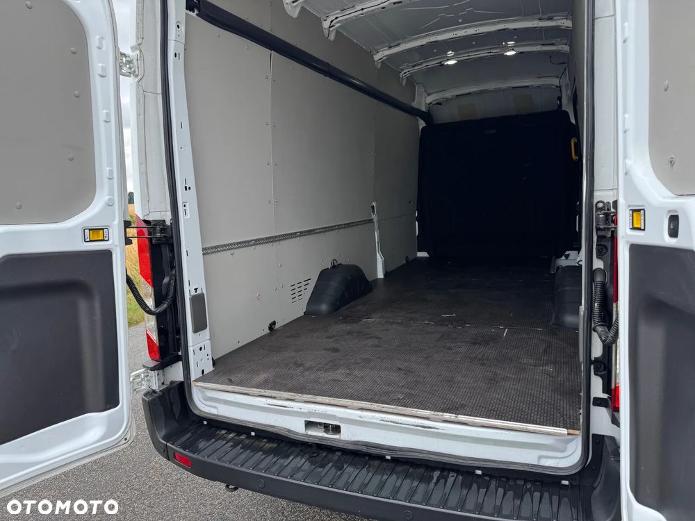 Ford Transit - 8