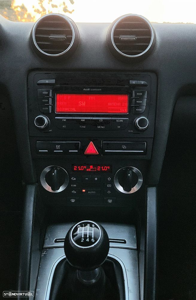 Audi A3 Sportback 2.0 TDi S-line - 9