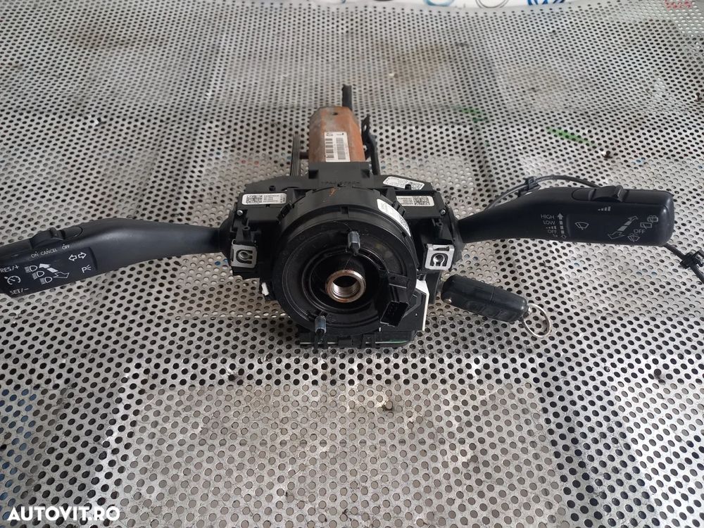 Banda Spira Spirala Volan Maneta Semnalizare Stergatoare Vw Golf 5 Touran Caddy Cu Tempomat An 2005-2006-2007-2008-2009-2010 Cod 1K0953503EJ 1K0959653C Dezmembrez Vw Golf 5 - 4