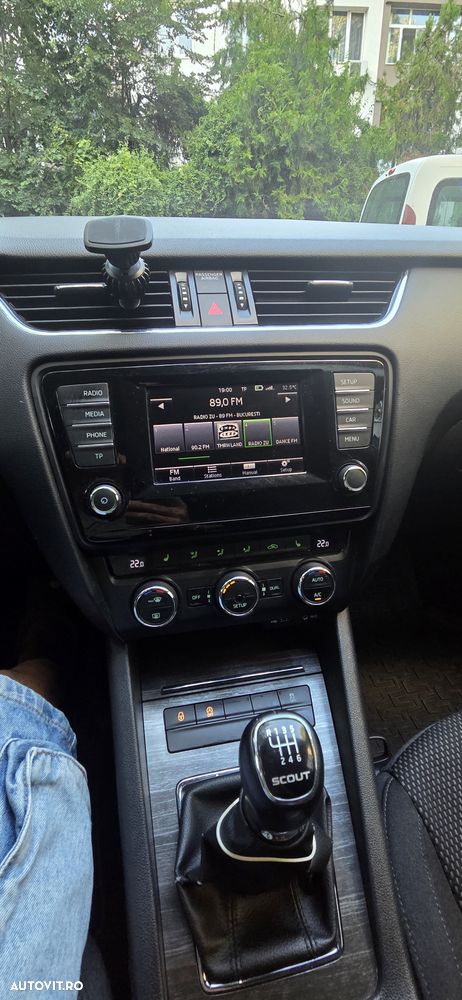 Skoda Octavia 2.0 TDI 4x4 Scout - 12