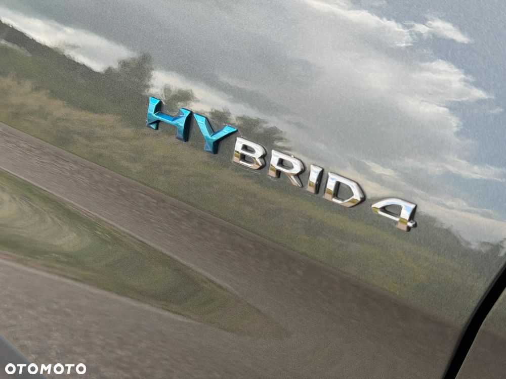 Peugeot 3008 1.6 PureTech Hybrid4 PHEV GT S&S EAT8 - 8