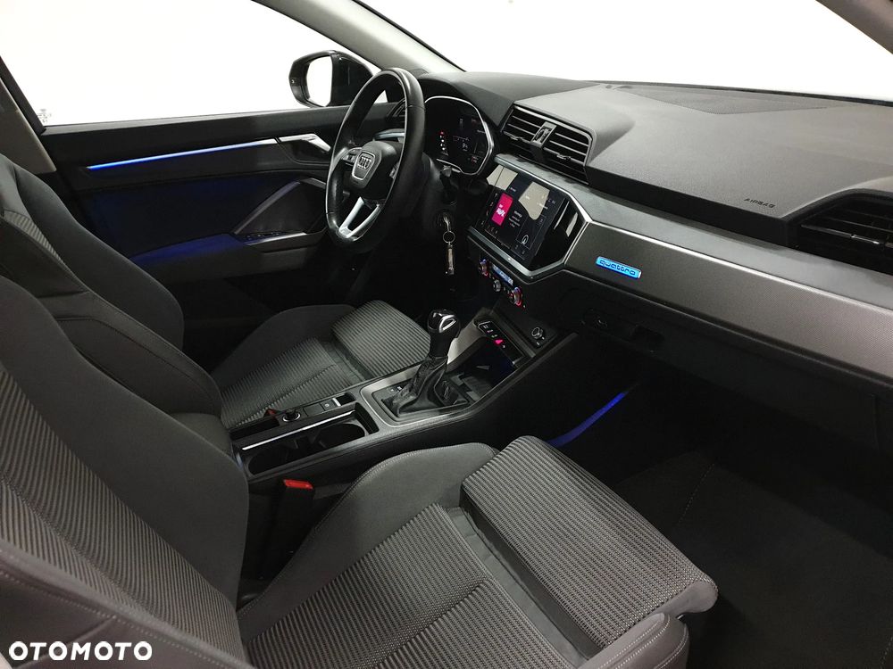 Audi Q3 Sportback 35 TDI quattro S tronic S line - 38