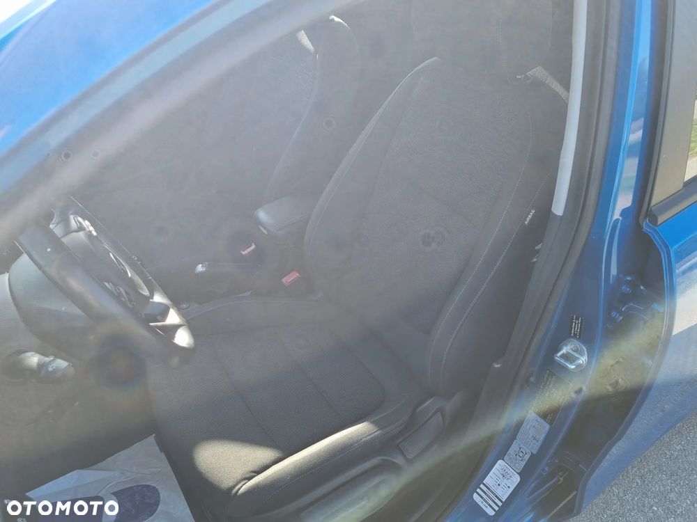 Kia Rio 1.2 L Business Line - 9