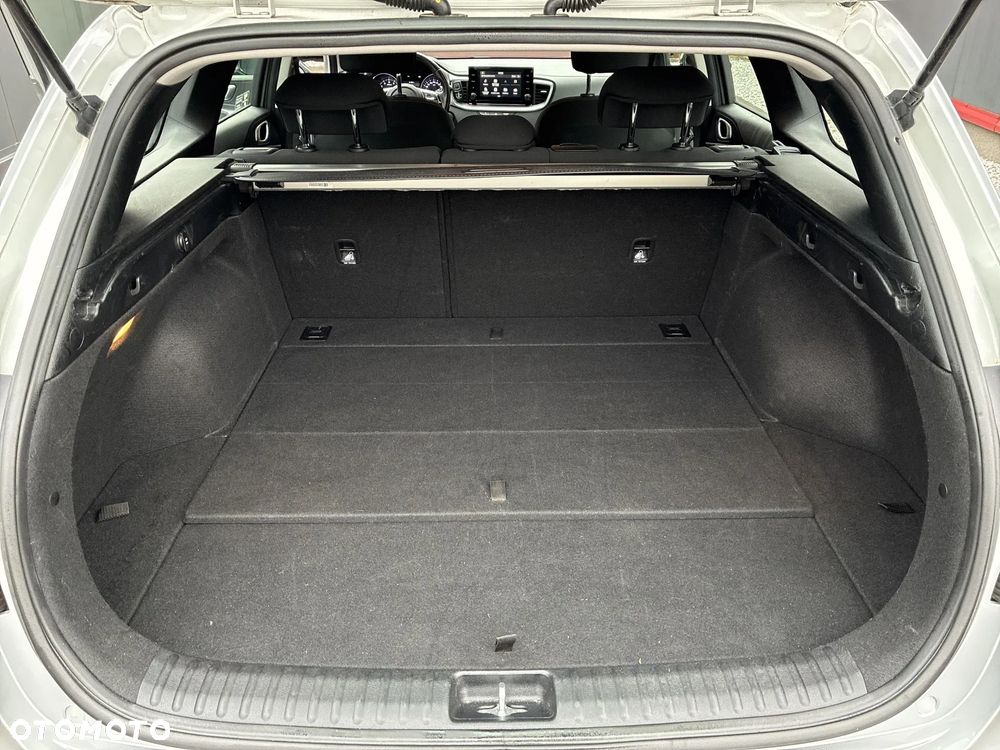 Kia Ceed 1.5 T-GDI M DCT - 27