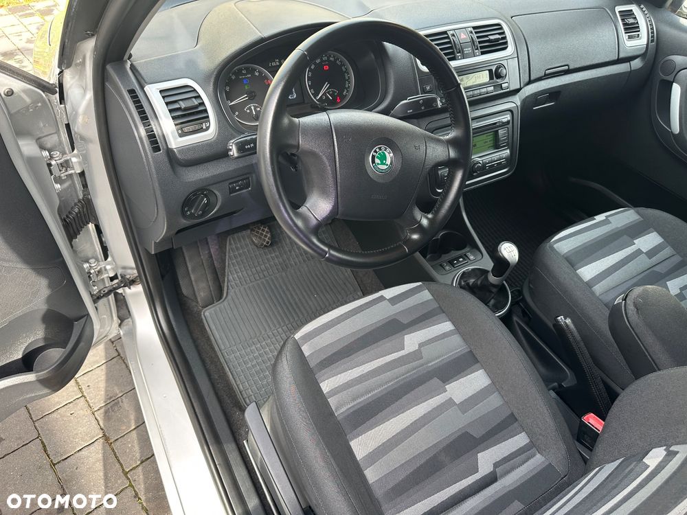 Skoda Roomster 1.4 16V Comfort - 22