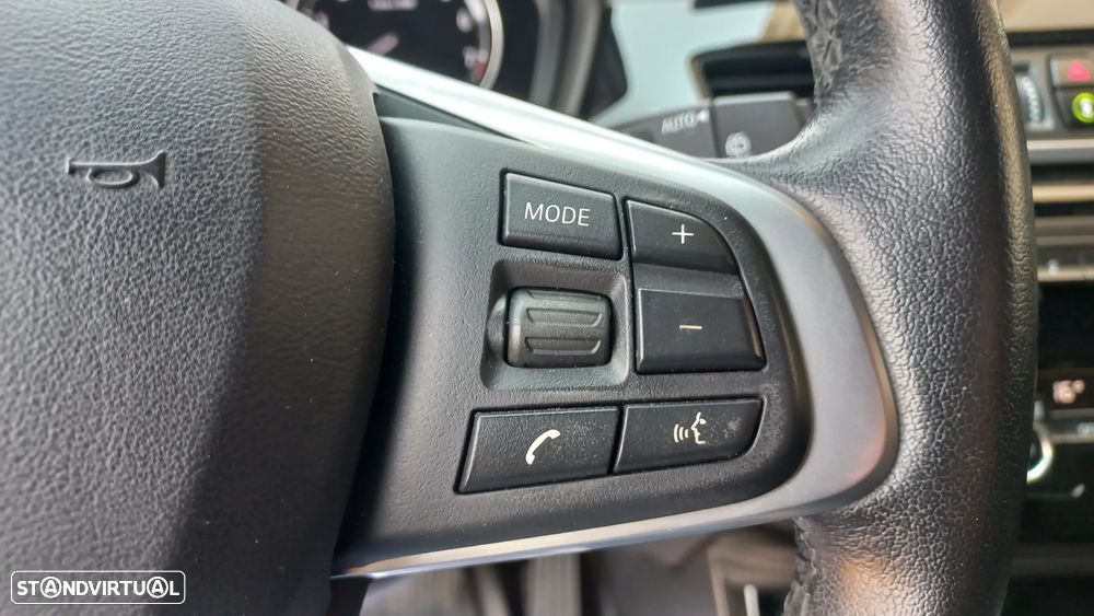 BMW X1 25 e xDrive xLine - 16
