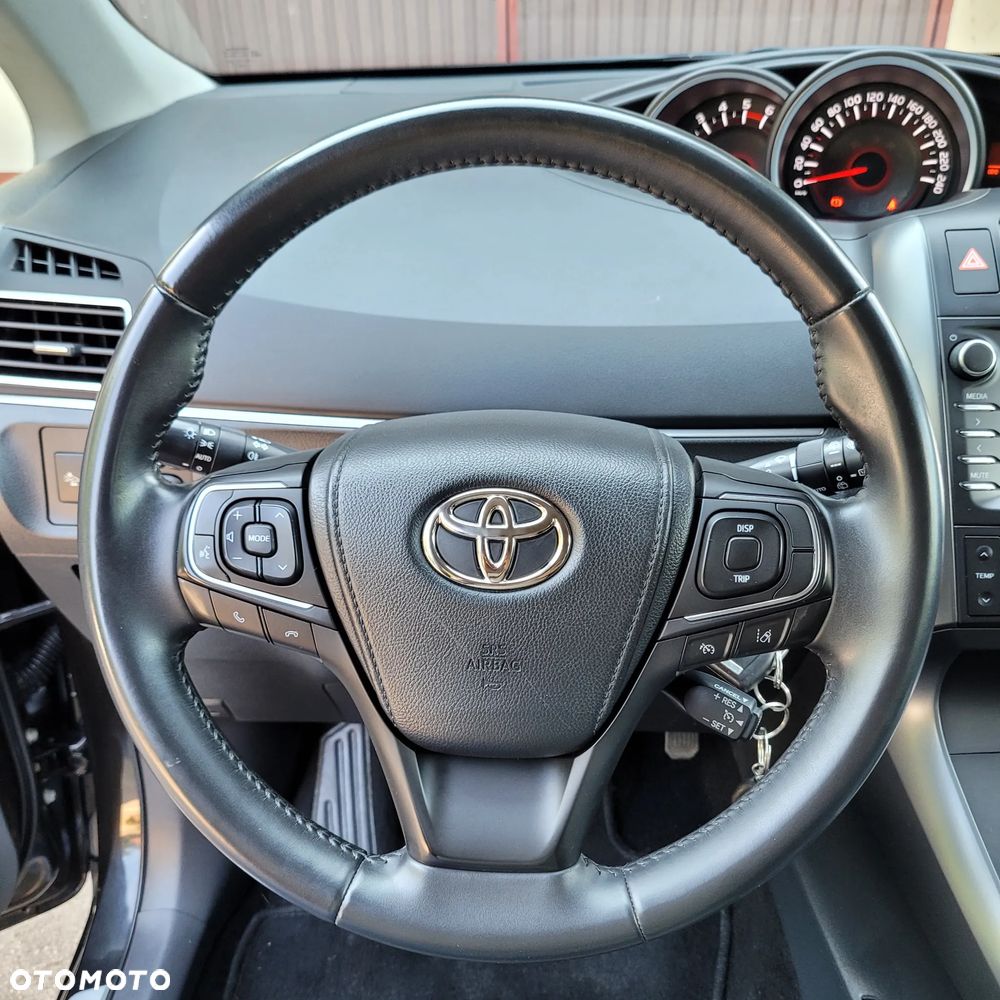 Toyota Verso 1.6 D-4D 5-Sitzer Start/Stop Executive - 19