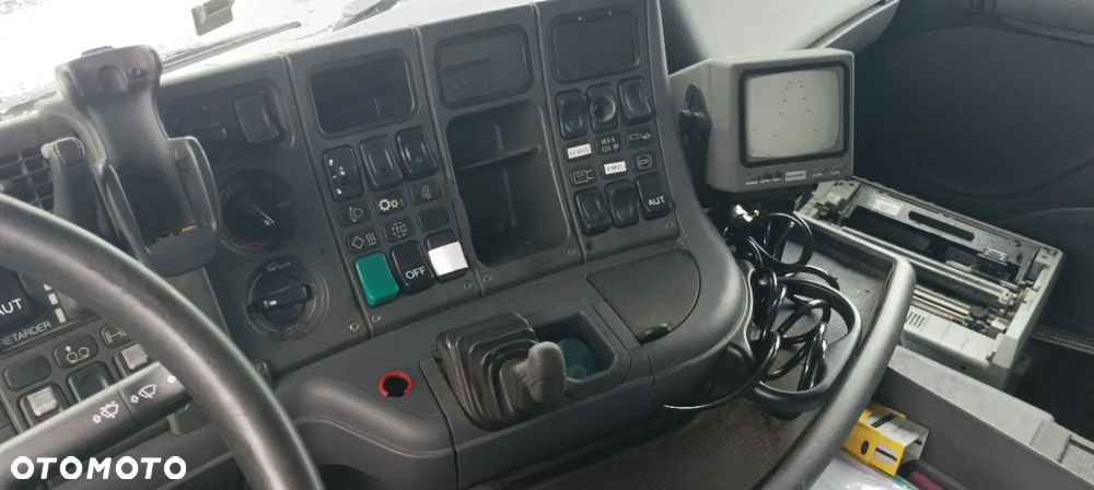 Scania B4X2 - 2