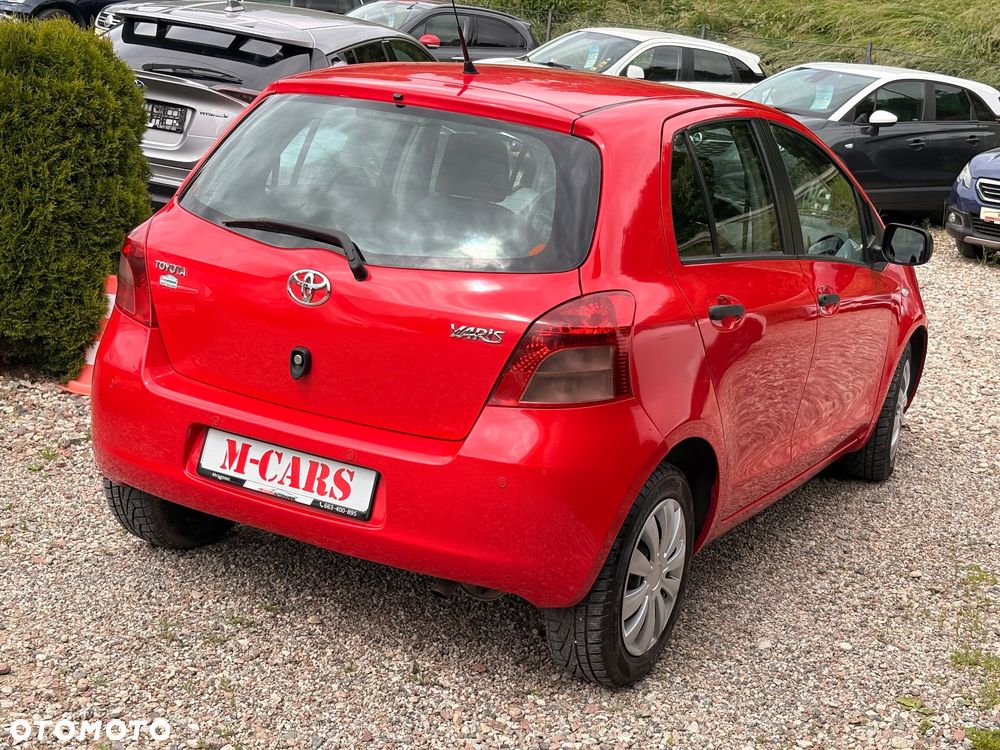 Toyota Yaris 1.3 Luna - 8