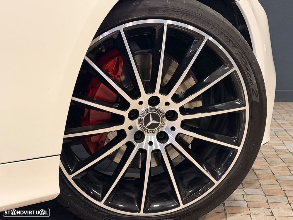 Mercedes-Benz E 220 d AMG Line - 12