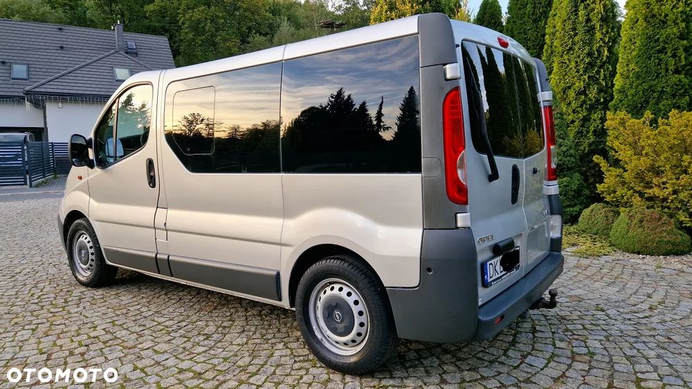 Opel Vivaro - 5