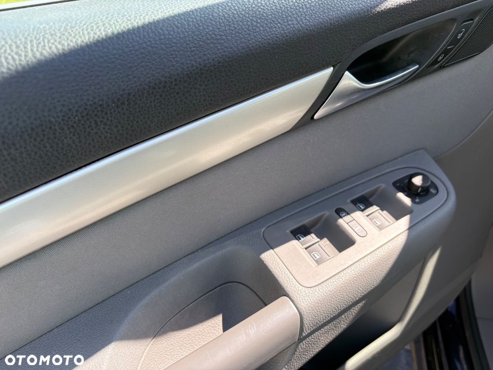 Ford Galaxy 2.0 TDCi Trend - 19