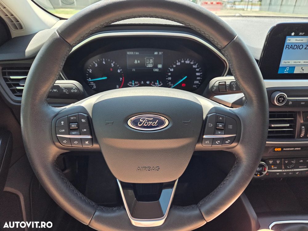 Ford Focus 1.0 EcoBoost Titanium - 15