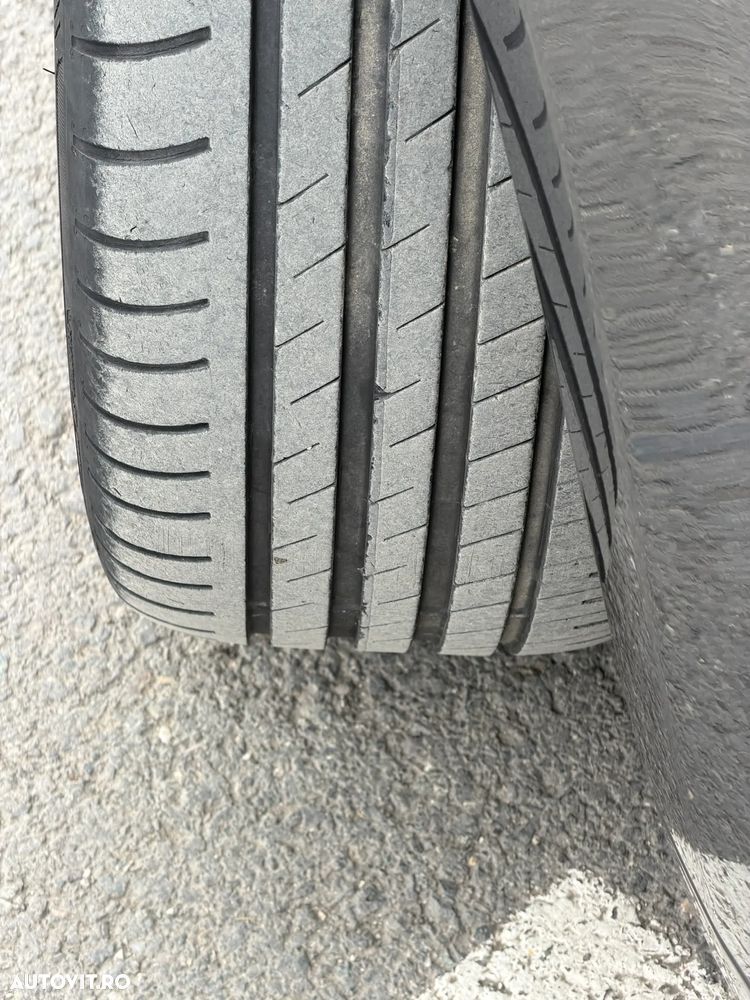 BMW Seria 3 320d xDrive AT - 11