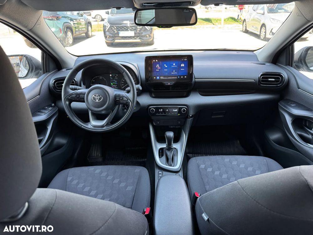 Toyota Yaris - 9
