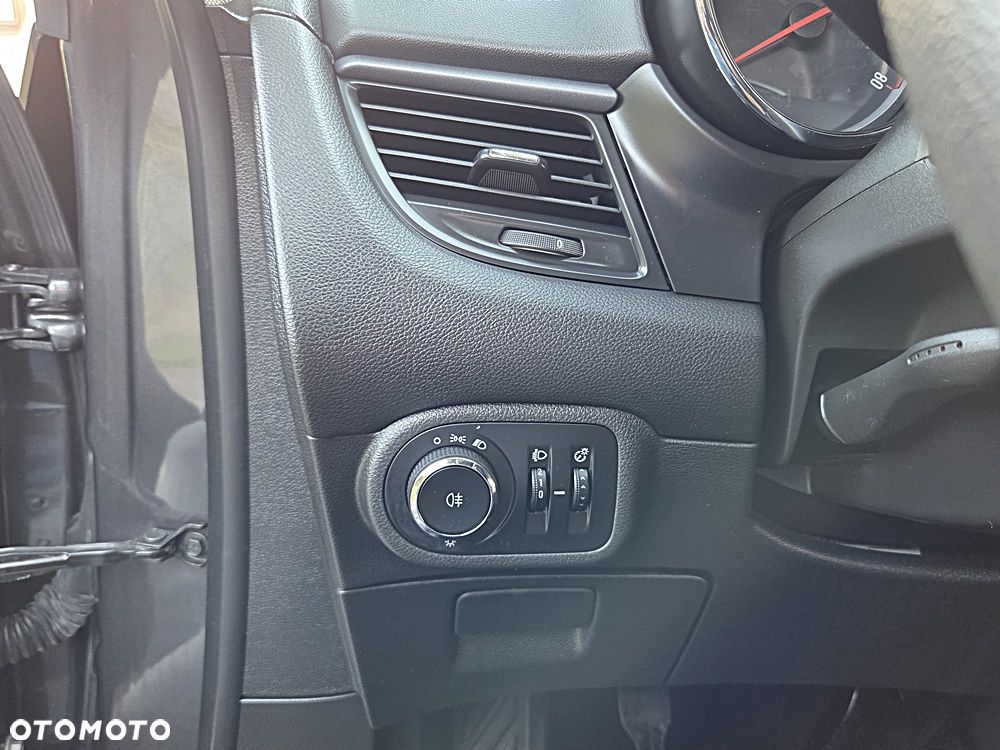 Opel Zafira - 29