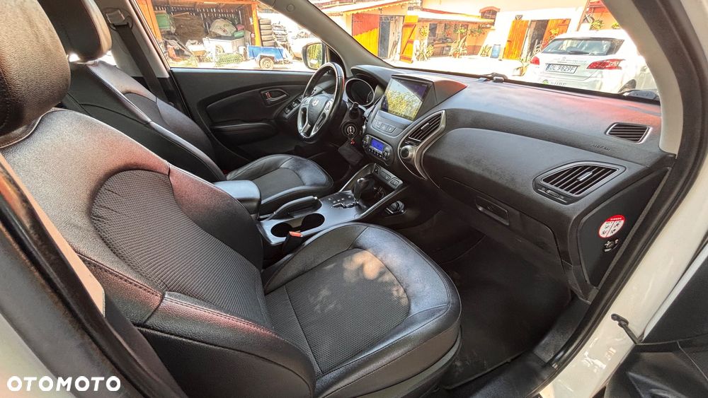Hyundai ix35 2.0 CRDi 4WD Automatik Finale Silver - 12